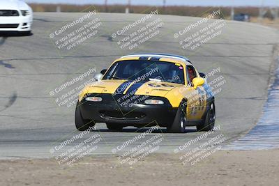 media/Nov-16-2024-CalClub SCCA (Sat) [[641f3b2761]]/Group 1/Race (Outside Grapevine)/